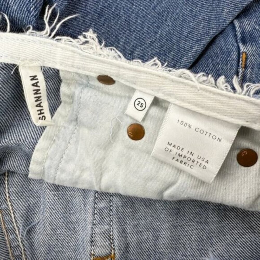 Grlfrnd Shannan Raw Edge Cropped Jeans 25 - Picture 7 of 8
